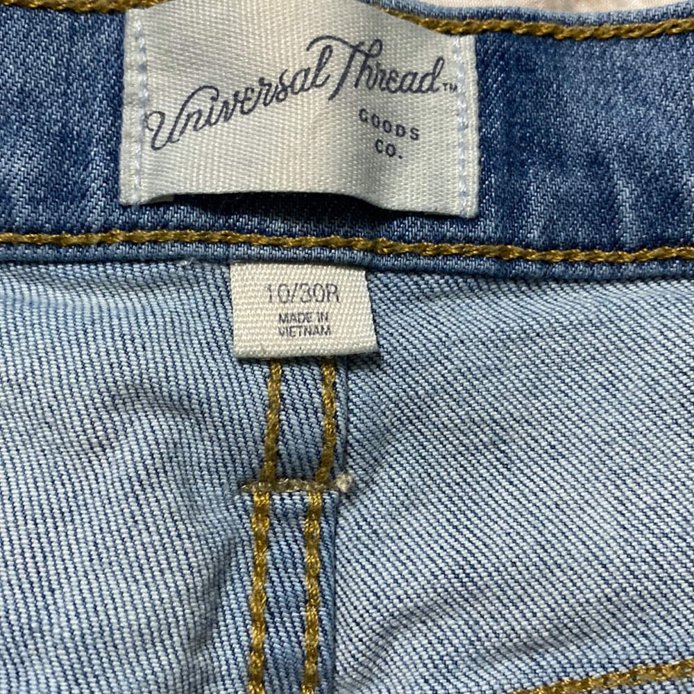 Universal Thread Vintage Straight Jeans 10/30R - Picture 5 of 11